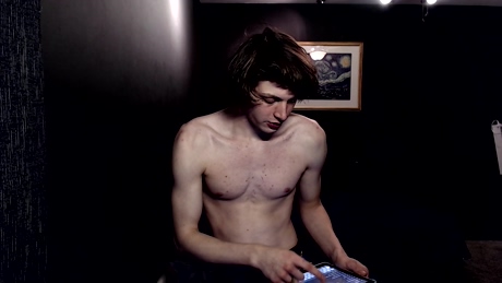 jimmylol42  18-03-2022 video kissing