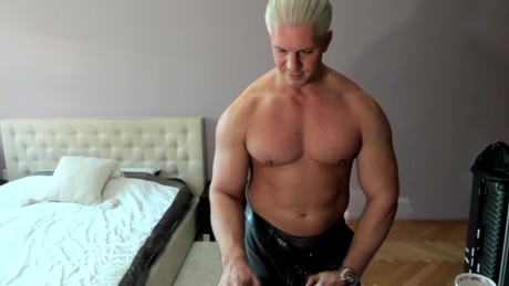 redrabbitstories  17-03-2022 video toy