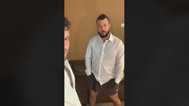 dangian  19-03-2022 video Topless