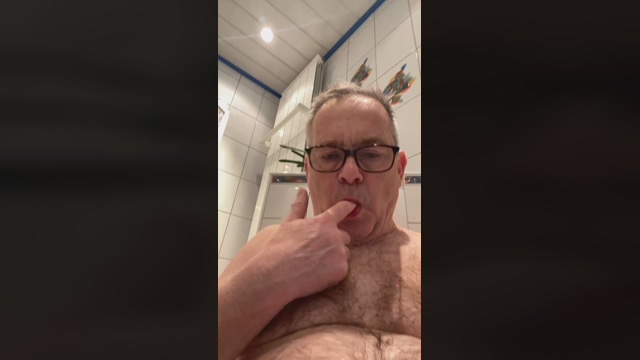 bernd_bawue  20-03-2022 Recorded Video sexybody