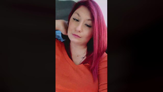MsGiulia  21-03-2022 fuckpussy Females