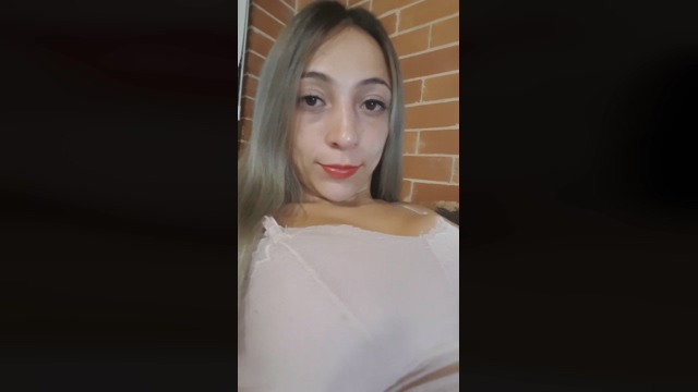 VickyHoult 21-03-2022 ass 