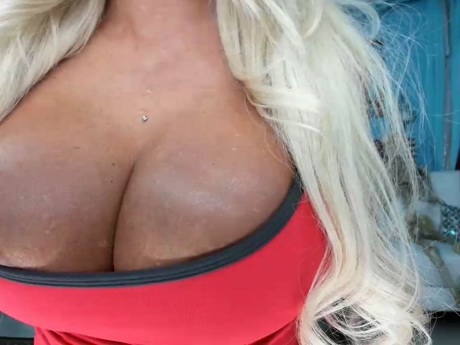 adrianna_fox 20-03-2022 tits 