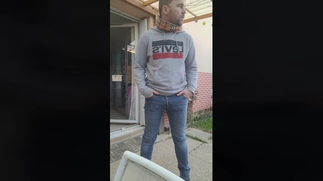 tomsauwer  20-03-2022 video naughty