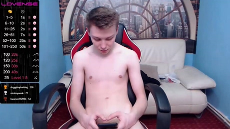 hugkydo  22-03-2022 video jerkoff