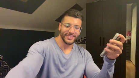 rogan1604  21-03-2022 video Topless