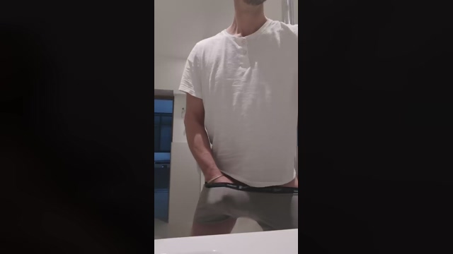 sexebond  22-03-2022 video bigballs