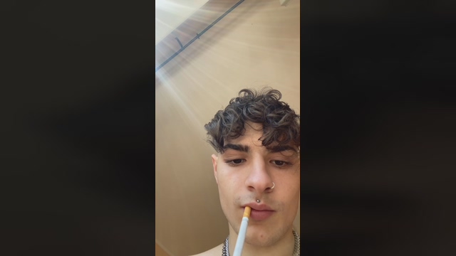 simone429  23-03-2022 Recorded Video fuckher