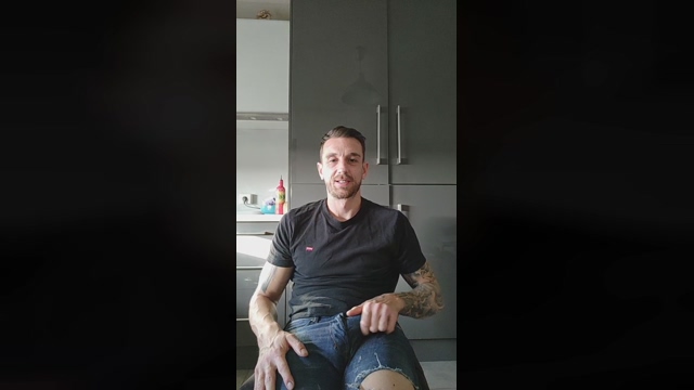 Neotrix33  23-03-2022 video Topless