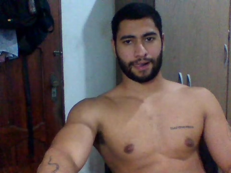 fernando9319  24-03-2022 video kiss