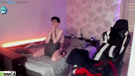 vlad1605  25-03-2022 video twink