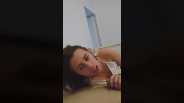 CuriouspussyX 27-03-2022 tits 