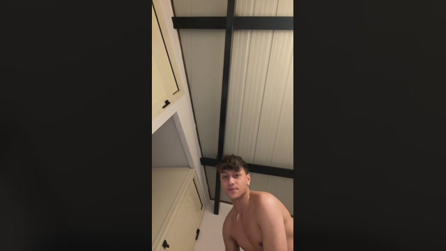 Angeluzzo01  29-03-2022 Recorded Video sexybody