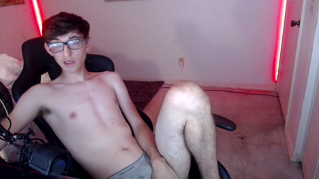 18yrboyhot  30-03-2022 video hardcock