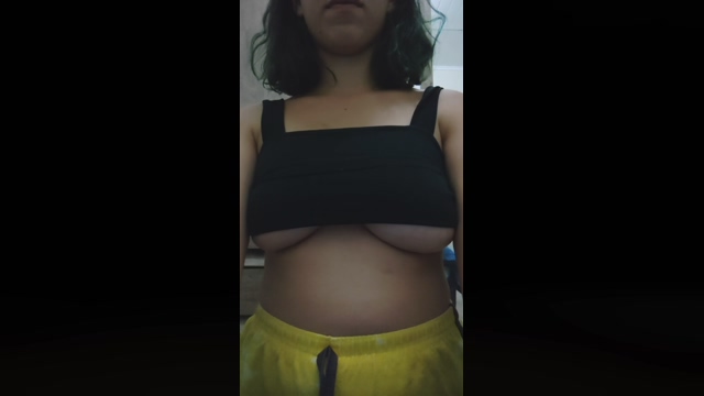 Lilhot18 01-04-2022 sweet 