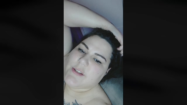 Brunette331 02-04-2022 kinky 
