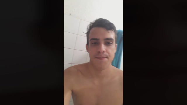 MauroMartins  04-04-2022 video Topless