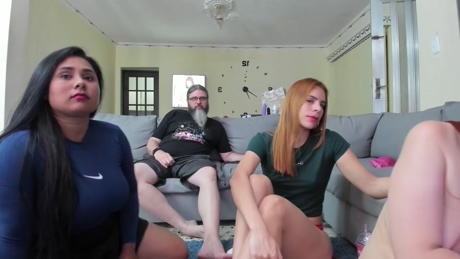 cheeseburgerjesus 04-04-2022 bigboobs 