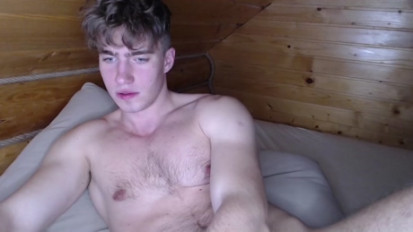 megamaxxxl  04-04-2022 video sexyfeet