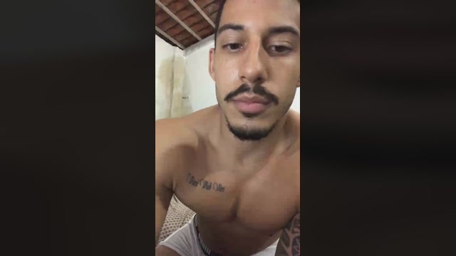 zyzzbrl  05-04-2022 video love