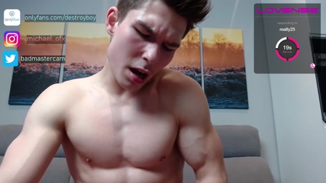 destroy_boy  06-04-2022 video suckcock