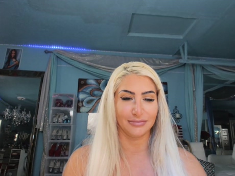 adrianna_fox 07-04-2022 beautiful 