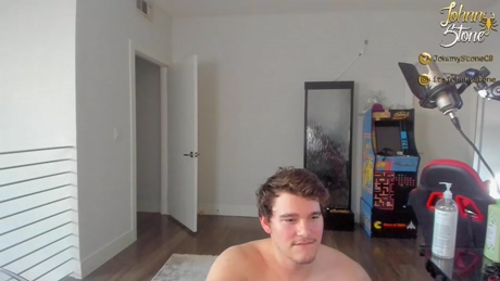 thejohnnystone  07-04-2022 video suckshow