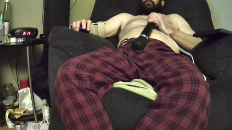 bigman1947  08-04-2022 video moan