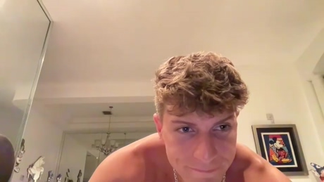 aestheticking13  09-04-2022 video sexykitty