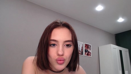 angella_kleee 08-04-2022 suck 