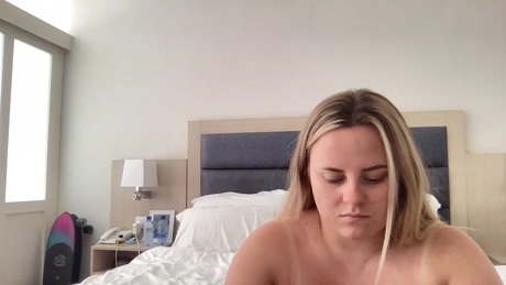 tigoldbitties11 11-04-2022 Naked 