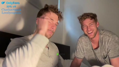 hot8pack01  11-04-2022 video Naked