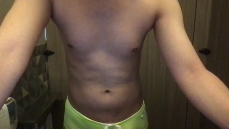 slaveTwBoy  12-04-2022 video Show