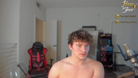 thejohnnystone  12-04-2022 video fingers