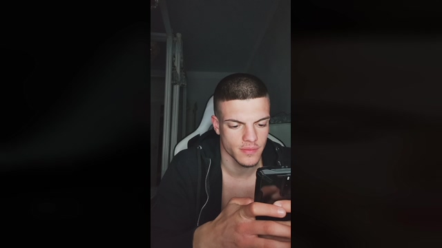 Toniofortebracc  12-04-2022 video naked