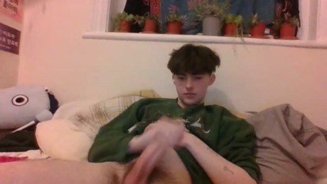 lamecracker  12-04-2022 video suckcock