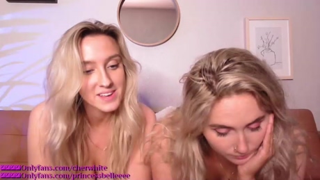 princessbelleee  13-04-2022 skinny Couples