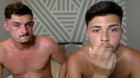 two_lads  12-04-2022 video bicurious
