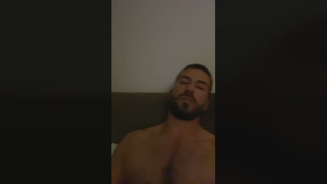 SicilienBG  14-04-2022 Recorded Video kiss