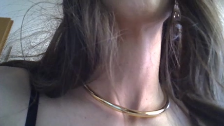 Bella_Wolf  14-04-2022 nude Females