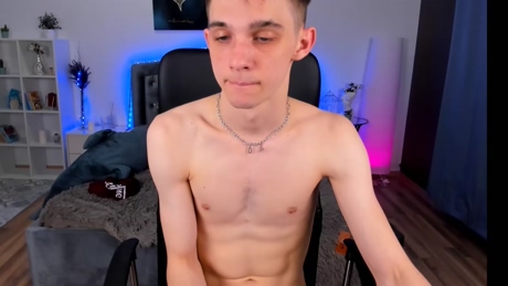 aaron_yam  17-04-2022 video jackoff