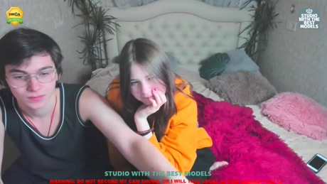 karolina_coy 17-04-2022 horny 