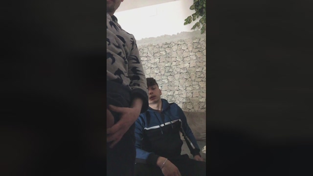 Mac2icoss  19-04-2022 video fuck