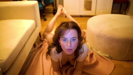 ellaa91  19-04-2022 naked Females