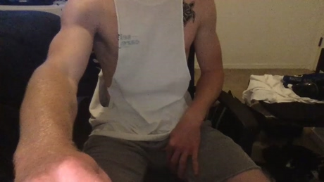 hungfelloww  20-04-2022 video fuckface