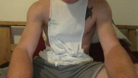 hungfelloww  20-04-2022 video Show