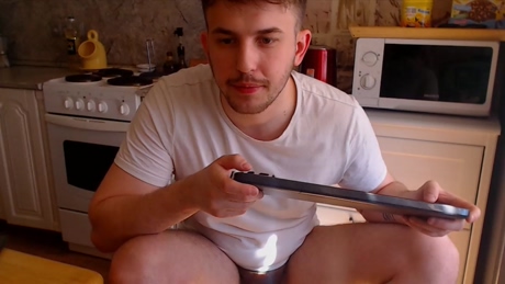 christian_baker  21-04-2022 video gay