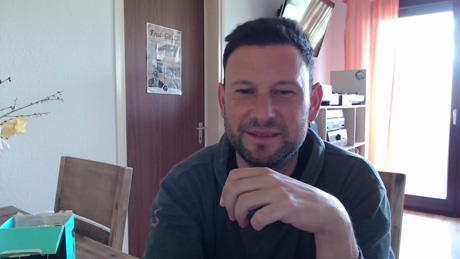 handsomeguy1984  22-04-2022 video handsome