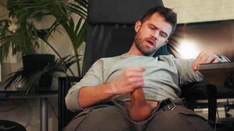 jackoffdude85  23-04-2022 video bj-dildo