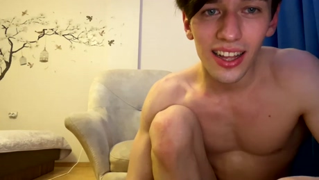 boy_with_a_joy  23-04-2022 video toy